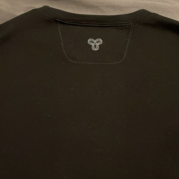 TNA | TnAction  | Brink Merino Wool Long Sleeve | Black - Picture 13 of 14
